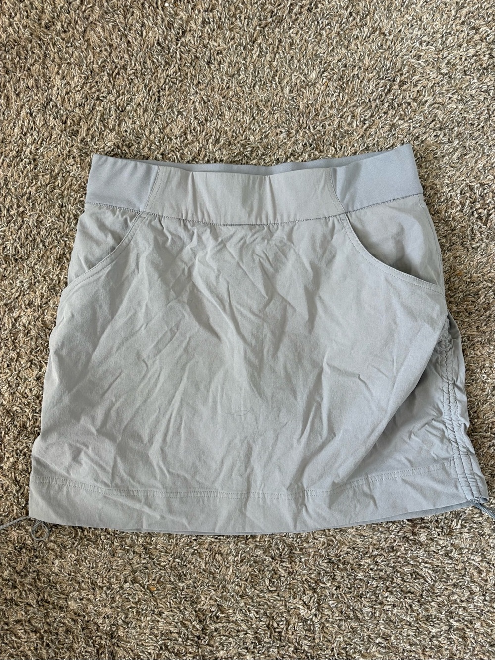 Columbia Skort Womens Medium Gray Omni-Shield Active Hiking Outdoor‎ Skirt